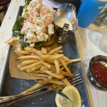 Suprema - Lobster roll - Italian Near Me - Rutherford, New Jersey Suprema - Lobster roll - Italian Near Me - Rutherford, New Jersey