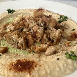 El Sultan - Chicken shawarma with Hummus