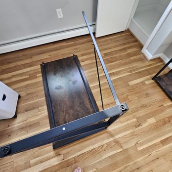 Square Cow Movers - Busted desk - Packing Services Near Me - Falls Church, Virginia