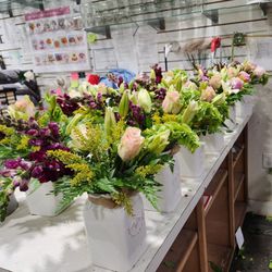 North Texas Flowers - Flowers for the event tables to take home after by local Allen flower shop, North Texas Flowers for local delivery near me