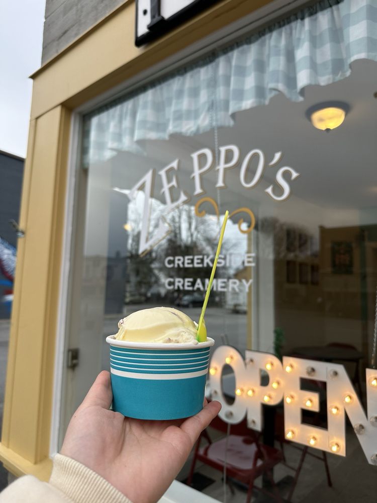 Food from Zeppo's Ice Cream Parlor