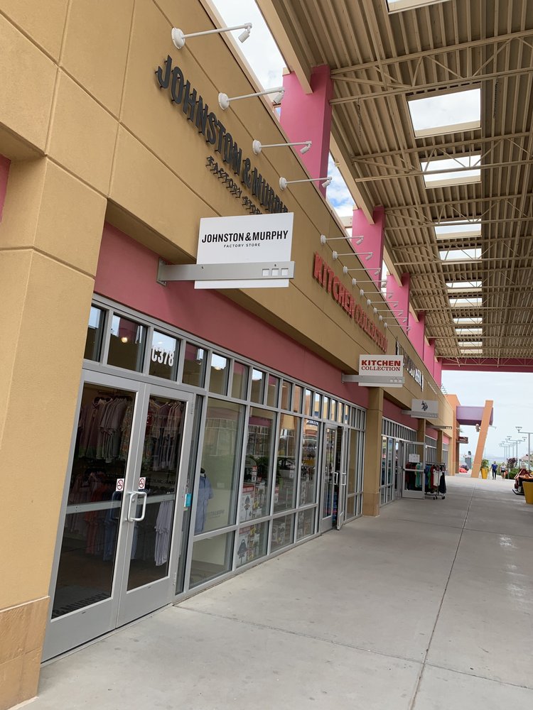 JOHNSTON & MURPHY 7051 S Desert Blvd, Canutillo, Texas Shoe Stores