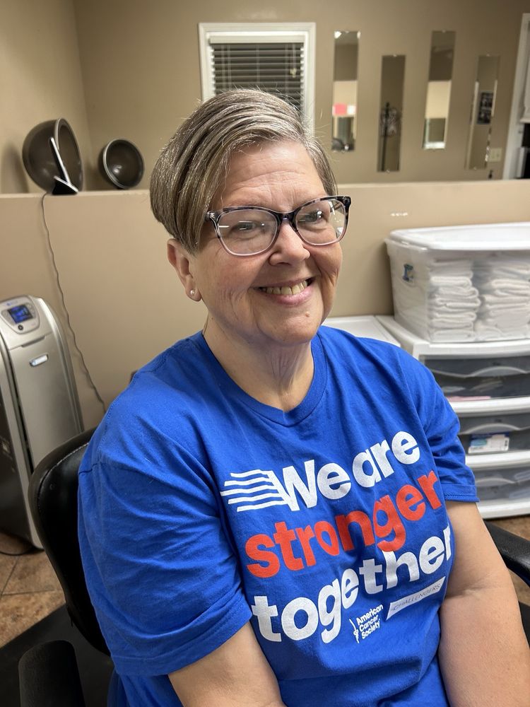 Patricia's Beauty Center Logo