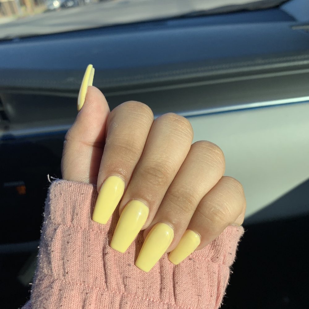 We Nails - Waxing Near Me - Northridge, California We Nails - Waxing Near Me - Northridge, California