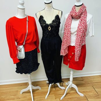 Blank Boutique - Great selection of casual and special occasion clothing. All unique styles including the Sugarlips brand - Women's Clothing Near Me - Painesville, Ohio