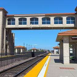 Corona - West Metrolink Station