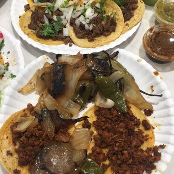Tacos El Sapo - Food Trucks Near Me - Los Angeles, California