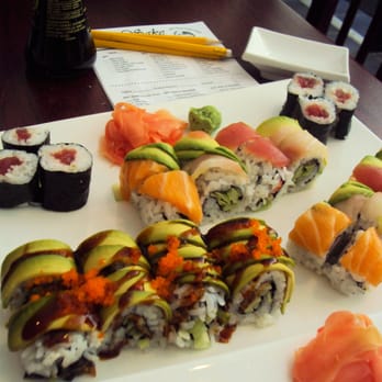 Sake Sushi - Tuna Roll, Rainbow Roll, Dragon Roll - Sushi Bars Near Me - Brooklyn, New York Sake Sushi - Tuna Roll, Rainbow Roll, Dragon Roll - Sushi Bars Near Me - Brooklyn, New York