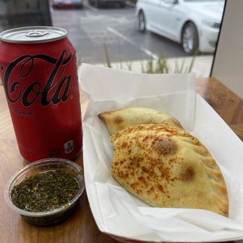 Nora's Empanada Factory - Good lunch. Juicy. Fluffy. - Argentine Near Me - Murrieta, California Nora's Empanada Factory - Good lunch. Juicy. Fluffy. - Argentine Near Me - Murrieta, California