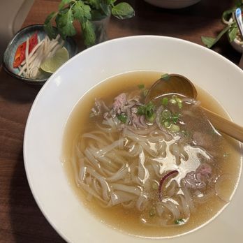Go Viet - Vietnamese Near Me - South Kensington, XGL