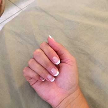 Brianna Nail - Gel French mani...classic!! - Nail Salons Near Me - Honolulu, Hawaii
