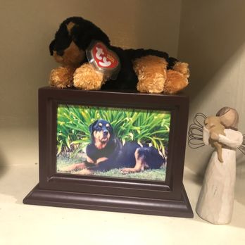 Mobile Pet Cremations - Photo box for ashes offered by Mobile Pet Cremation - Pet Cremation Services Near Me Mobile Pet Cremations - Photo box for ashes offered by Mobile Pet Cremation - Pet Cremation Services Near Me