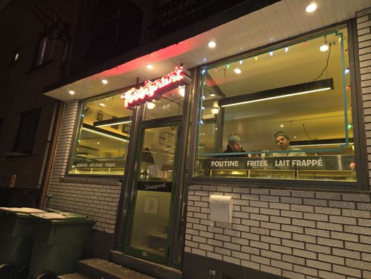 Chez Tousignant by null