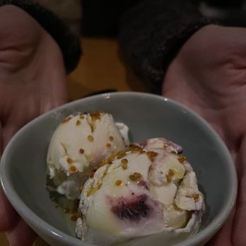 Doto Restaurant - Lemon & marionberry ice cream - Coffee & Tea Near Me - Los Angeles, California