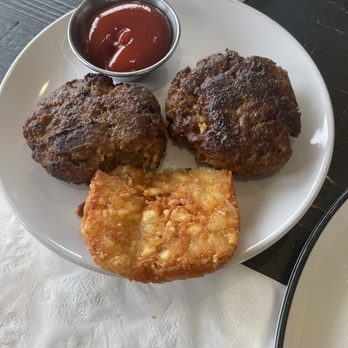 Lola's Cafe and Kitchen - Cafes Near Me - Absecon, New Jersey