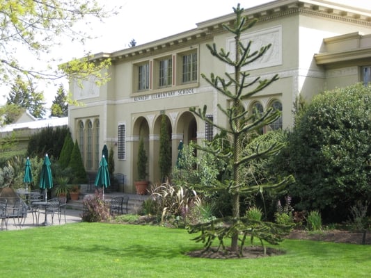 McMenamins Kennedy School by null