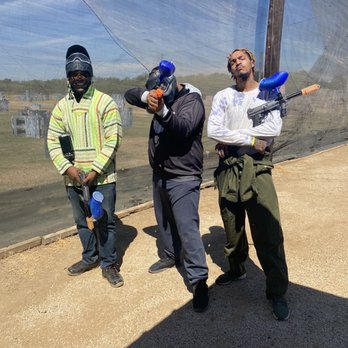 Paintball Knights - Shooters - Paintball Near Me - St. Hedwig, Texas