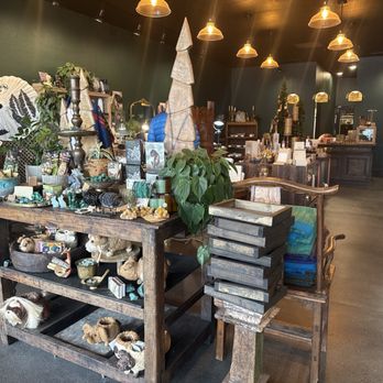 Wyatt Moon Mercantile - Flowers & Gifts Near Me - Lake Oswego, Oregon Wyatt Moon Mercantile - Flowers & Gifts Near Me - Lake Oswego, Oregon