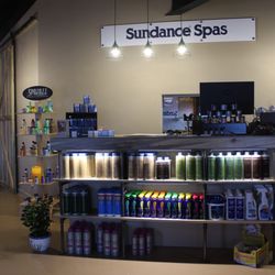 Desert Oasis Spas, Hot Tubs & Pools Of Grand Junction - Sundance Spas welcoming interior.