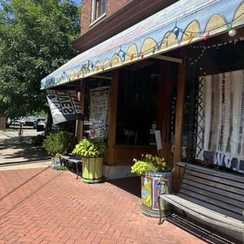 Third Street Stuff & Coffee - Outside - Coffee & Tea Near Me - Lexington, Kentucky Third Street Stuff & Coffee - Outside - Coffee & Tea Near Me - Lexington, Kentucky