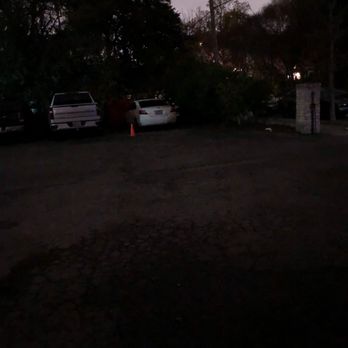 Francis Bogside - Dark parking lot you are forced to exit through behind the building... - Gastropubs Near Me - San Antonio, Texas