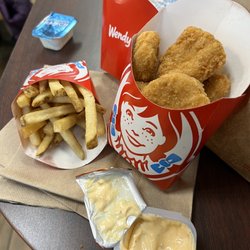 Wendy's - Nuggets and Fries