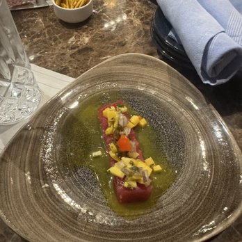The St. Regis Atlanta - ahi tuna - Hotels Near Me - Atlanta, Georgia