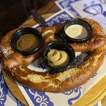 Zum Stammtisch - Giant Pretzel - German Near Me - Glendale, New York Zum Stammtisch - Giant Pretzel - German Near Me - Glendale, New York