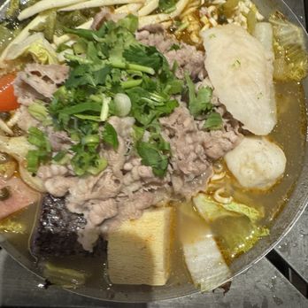 Boiling Point - The hot green - Taiwanese Near Me - Walnut, California