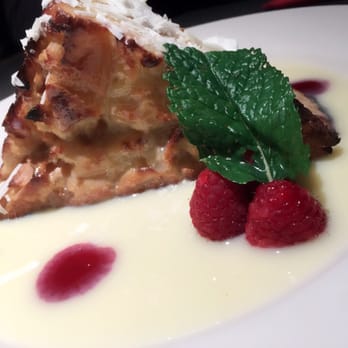 Bazille at Nordstrom - Bread pudding - New American Near Me - Jacksonville, Florida