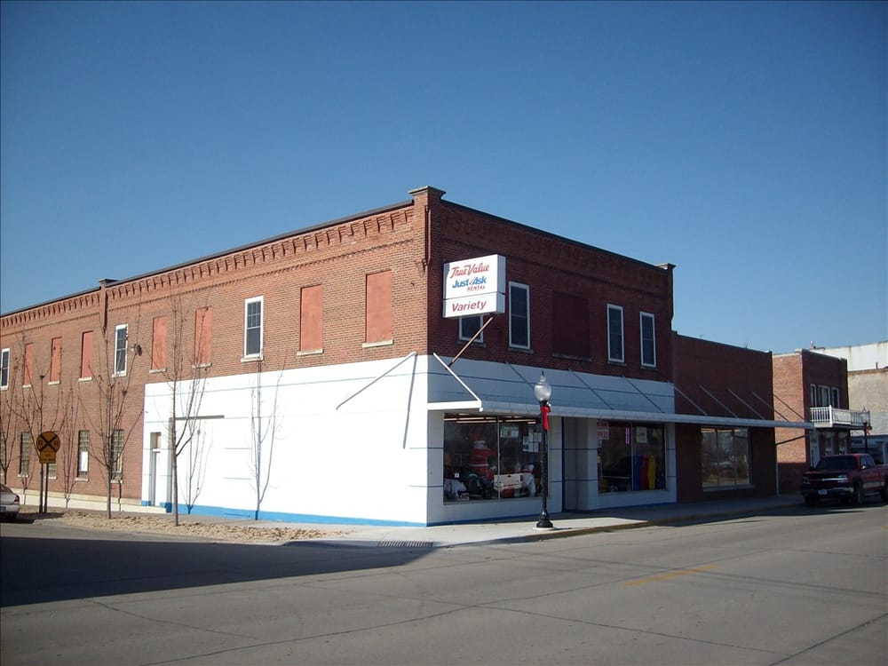 LAMPE TRUE VALUE 220 S Riverview St, Bellevue, Iowa Hardware Stores Phone Number Yelp