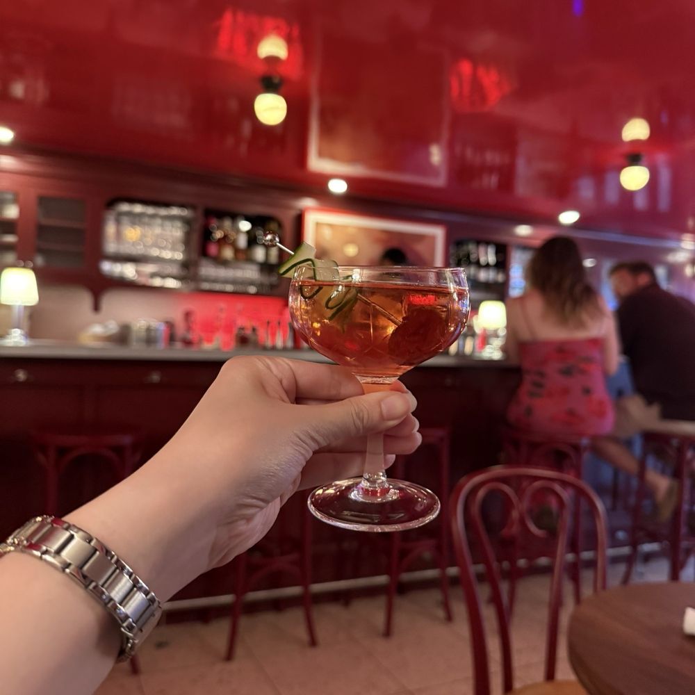 Elizabeth - Au go go - Wine Bars Near Me - Portland, Maine Elizabeth - Au go go - Wine Bars Near Me - Portland, Maine