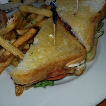 Lulu's Waikiki - BLT - Burgers Near Me - Honolulu, Hawaii Lulu's Waikiki - BLT - Burgers Near Me - Honolulu, Hawaii