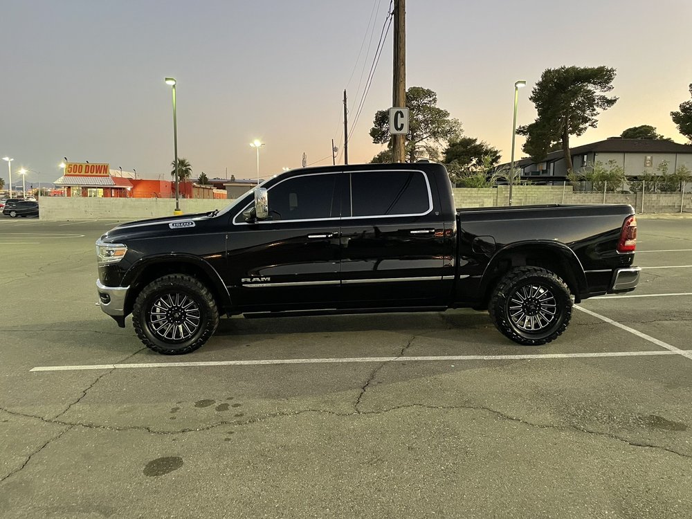 SIN CITY WHEELS & TIRES Updated September 2024 51 Photos & 32