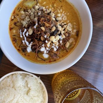 Eem - This was the most delicious massaman curry I've ever had in my life. I cannot wait to go back. Oh my god oh my god oh my god. - Cocktail Bars Near Me - Portland, Oregon Eem - This was the most delicious massaman curry I've ever had in my life. I cannot wait to go back. Oh my god oh my god oh my god. - Cocktail Bars Near Me - Portland, Oregon