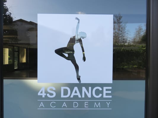 4S Dance Academy by null