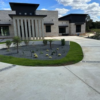 Litescape - If you have a large lot or custom home, Litescape can help complete your outdoor space! - Landscaping Near Me Litescape - If you have a large lot or custom home, Litescape can help complete your outdoor space! - Landscaping Near Me
