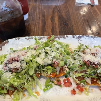 Red Maple - Chicken Tinga Tostadas - Cafes Near Me - Los Angeles, California Red Maple - Chicken Tinga Tostadas - Cafes Near Me - Los Angeles, California