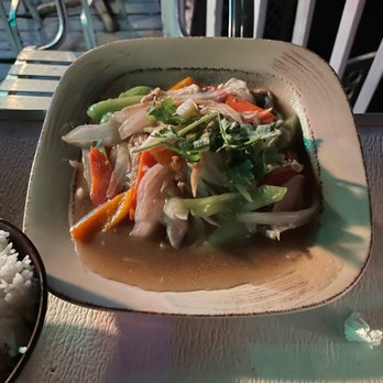 Esaan By Thai 54 - Ginger Chicken Stir fry - Thai Near Me - Gulf Breeze, Florida