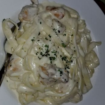 Gregorio's Restaurant - Split alfredo and chicken - Italian Near Me - Carlsbad, California Gregorio's Restaurant - Split alfredo and chicken - Italian Near Me - Carlsbad, California