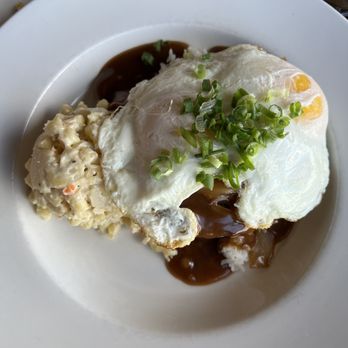 Restaurant 604 - Loco Moco - Breakfast & Brunch Near Me - Honolulu, Hawaii