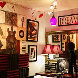Sen Music Studios - The red room is the main studio room for lessons and recording