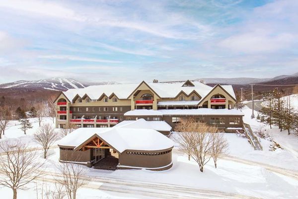 Killington Mountain Lodge, Tapestry Collection by Hilton by null