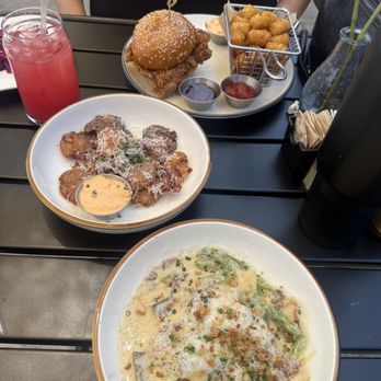 Zuzu’s Petals - Breakfast & Brunch Near Me - Long Beach, California Zuzu’s Petals - Breakfast & Brunch Near Me - Long Beach, California