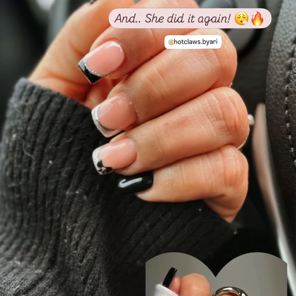 Hot Claws - Christmas/New Year's nails inspo - Nail Technicians Near Me - Roseville, California Hot Claws - Christmas/New Year's nails inspo - Nail Technicians Near Me - Roseville, California