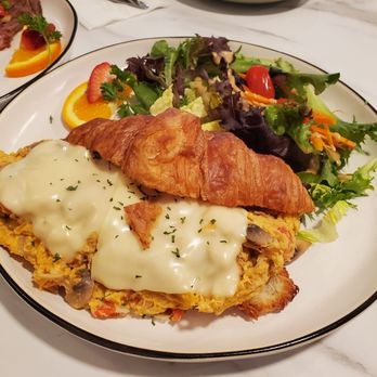 Taste & Glory - Tom Yum Scramble - Breakfast & Brunch Near Me - San Mateo, California