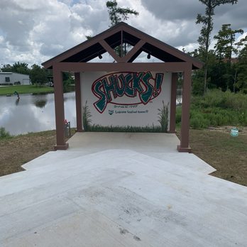 Shucks - Outside area to take pictures! - Seafood Near Me - Lake Charles, Louisiana