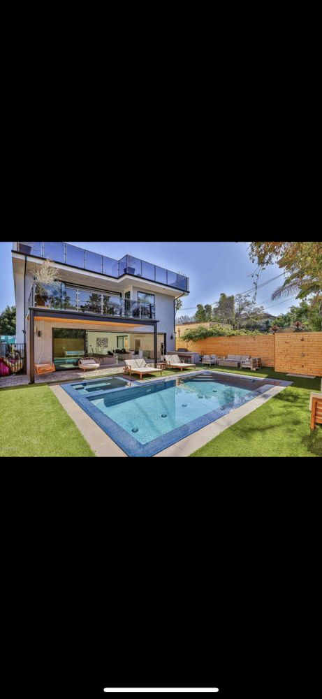 Slide of Golden Line Remodeling