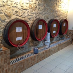 Chateau Rouquette/Mer - Die günstige Variante zum schnellen Verbrauch: Der direkt in den Kanister gezapfte Wein.