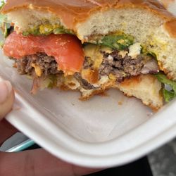 Happy Bites Burger & Wings - Tinley Park - Cheese Burger
